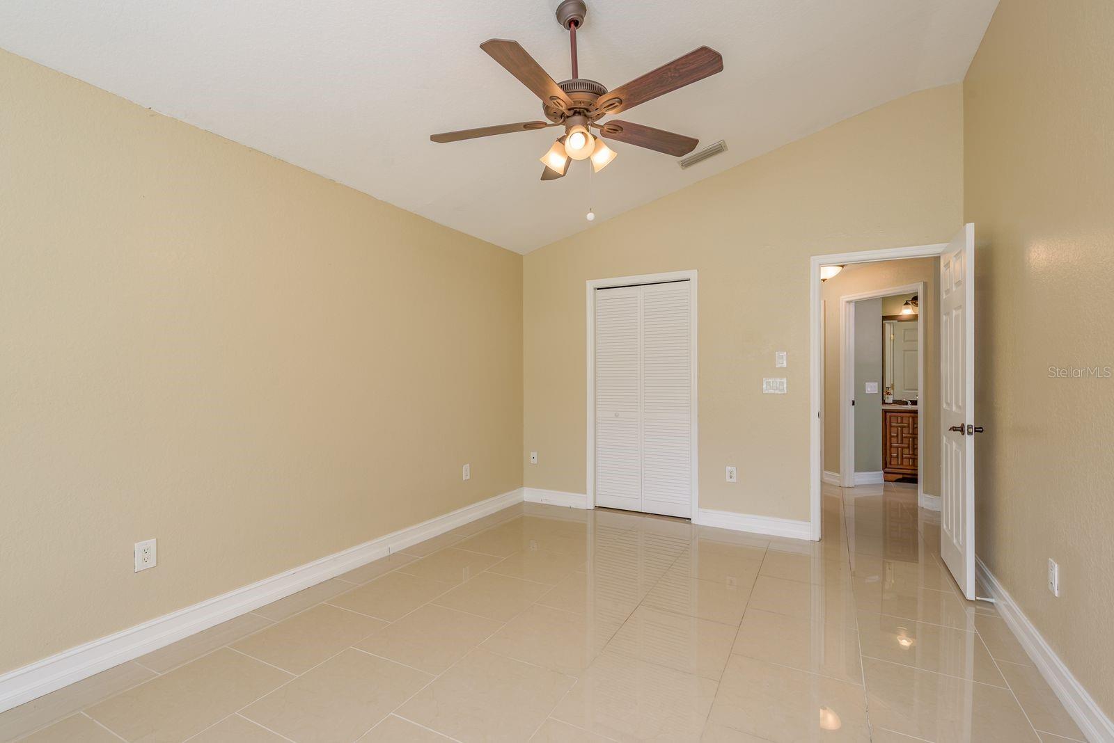 Image 24 of 53 For 3337 Crescent Oaks Boulevard