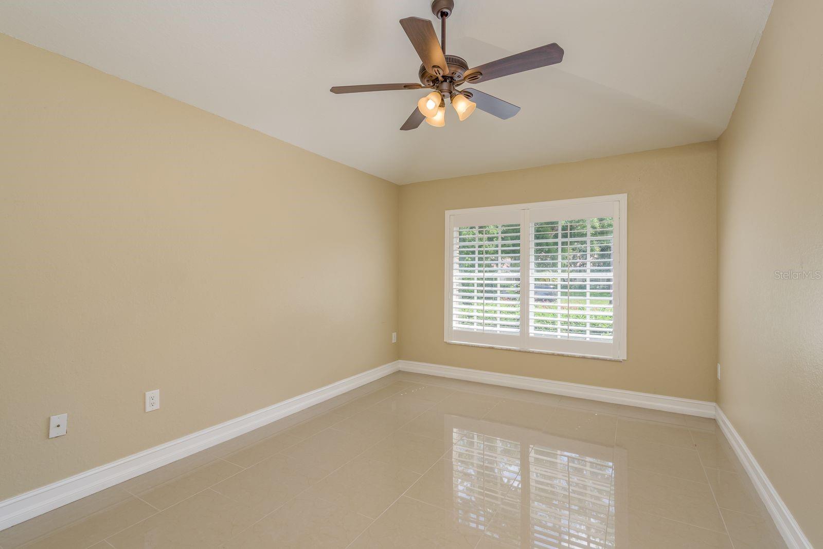 Image 26 of 53 For 3337 Crescent Oaks Boulevard