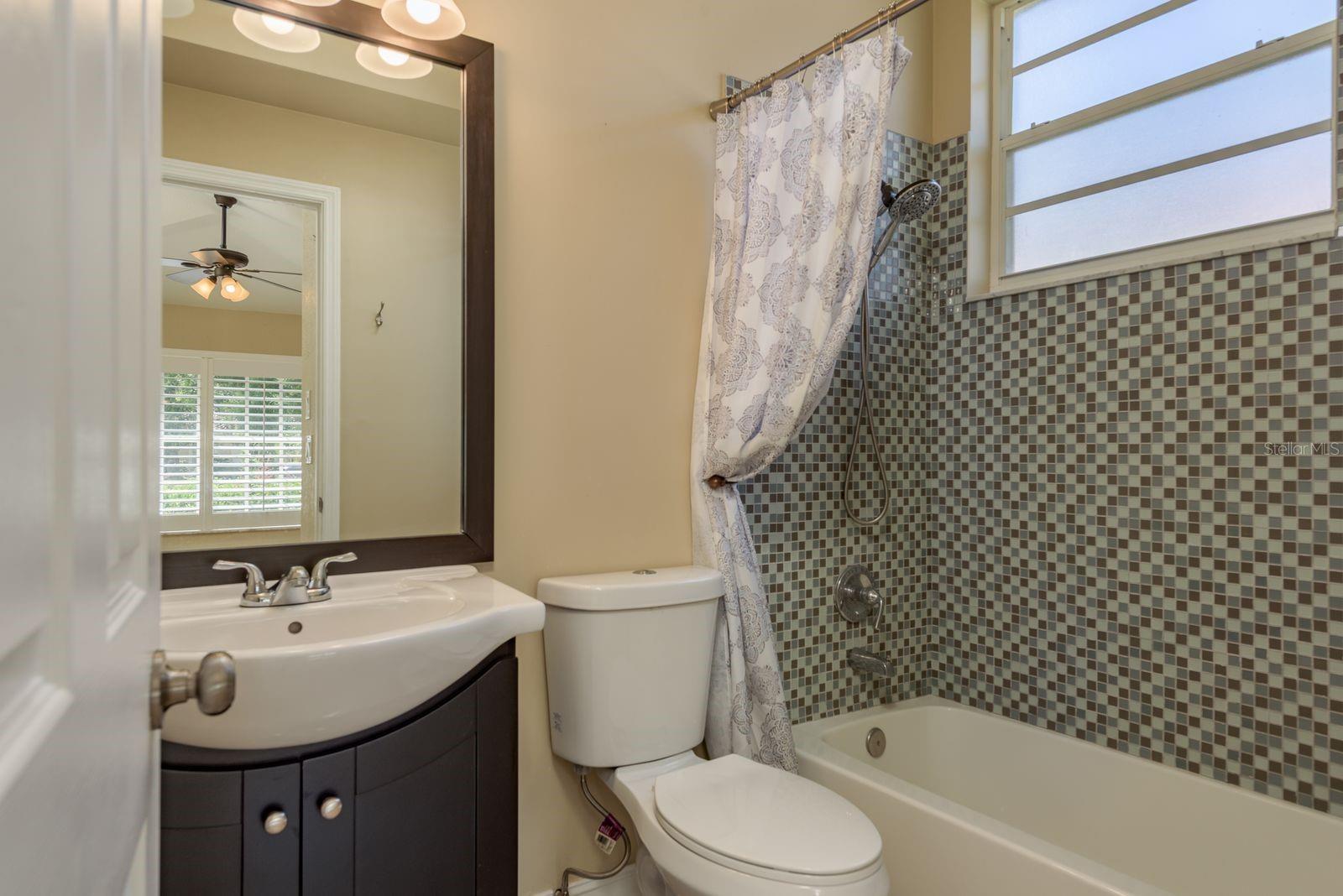 Image 28 of 53 For 3337 Crescent Oaks Boulevard