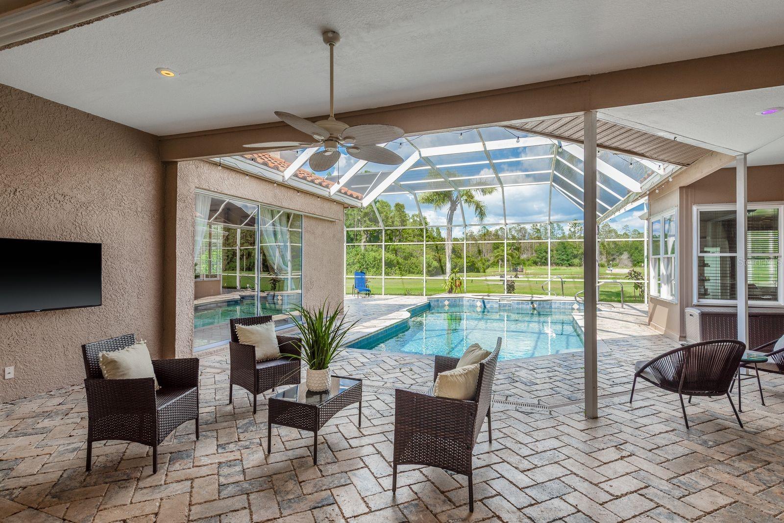 Image 35 of 53 For 3337 Crescent Oaks Boulevard