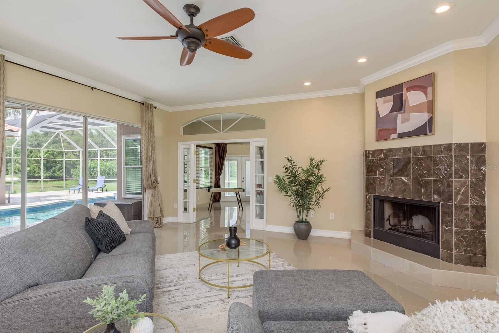 Image 9 of 53 For 3337 Crescent Oaks Boulevard