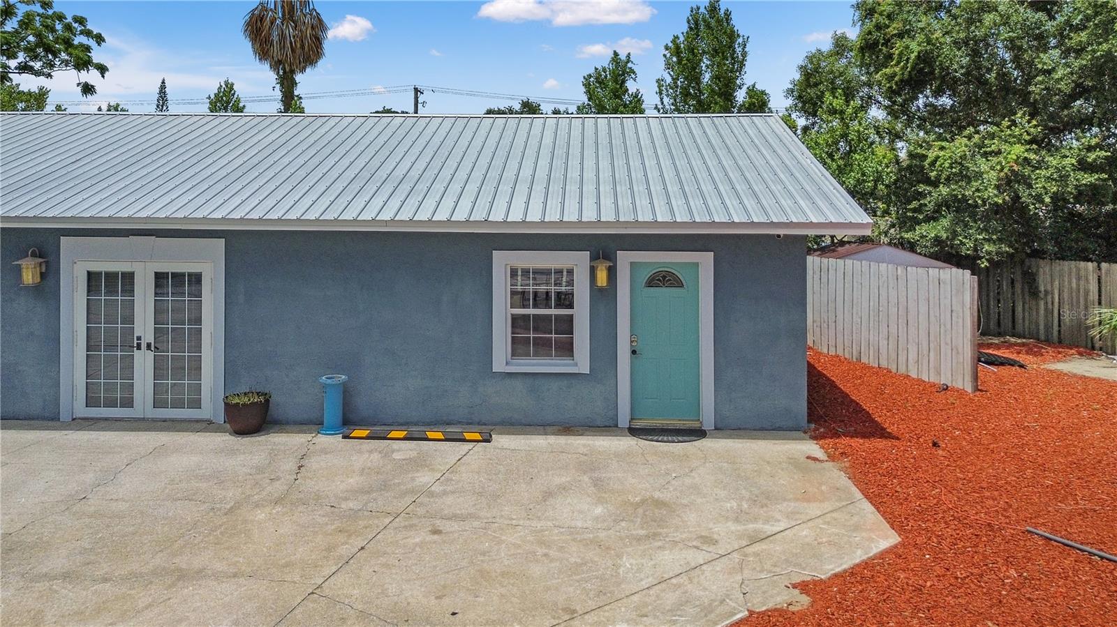 Image 3 of 15 For 6515 Dimarco Road 3
