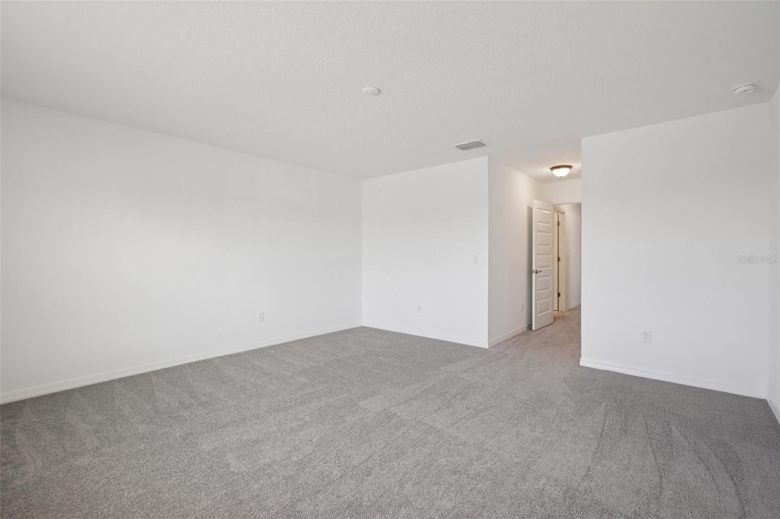 Image 36 of 44 For 9508 Pyrenees Place