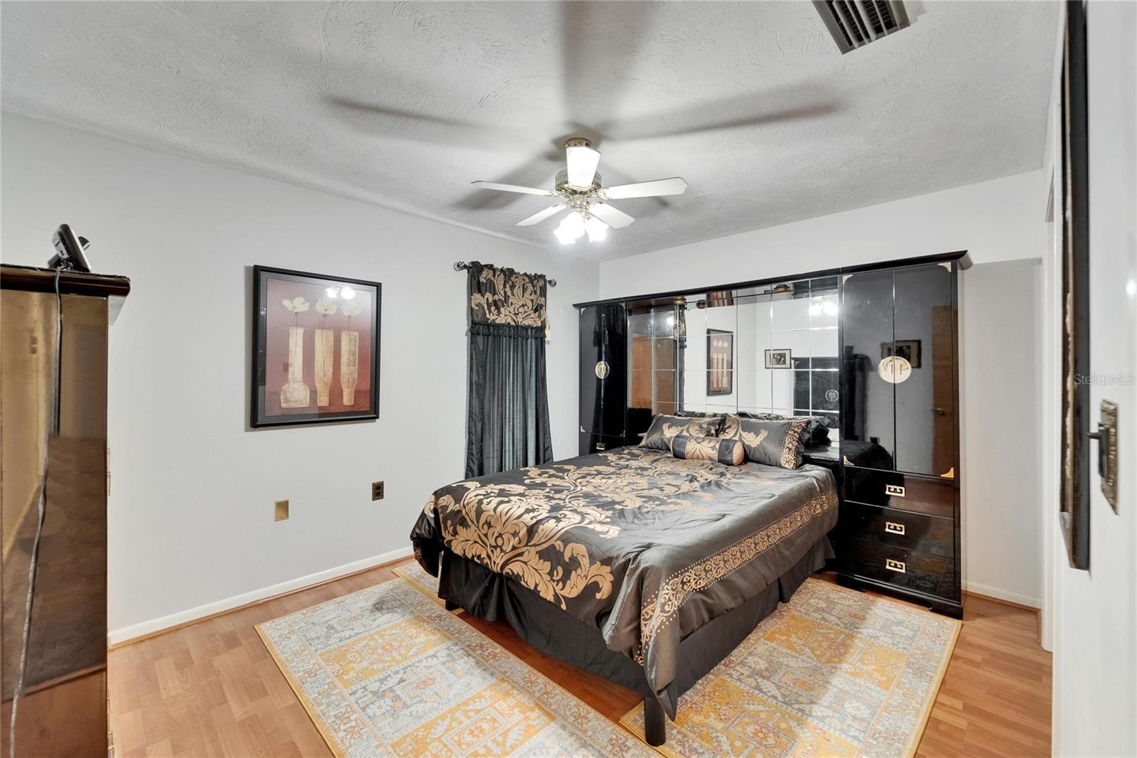 Image 33 of 70 For 1414 75th Street Nw