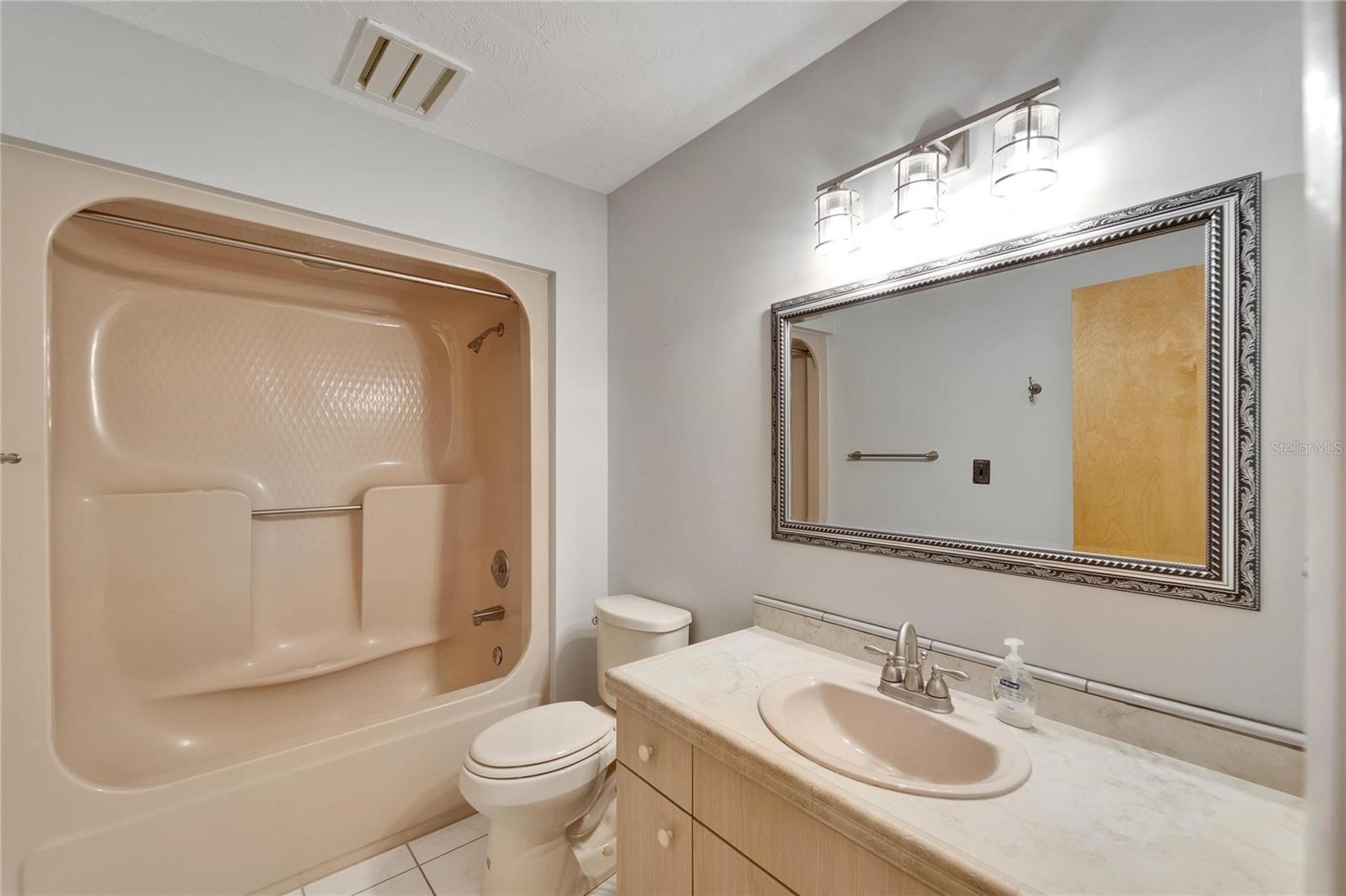 Image 37 of 70 For 1414 75th Street Nw