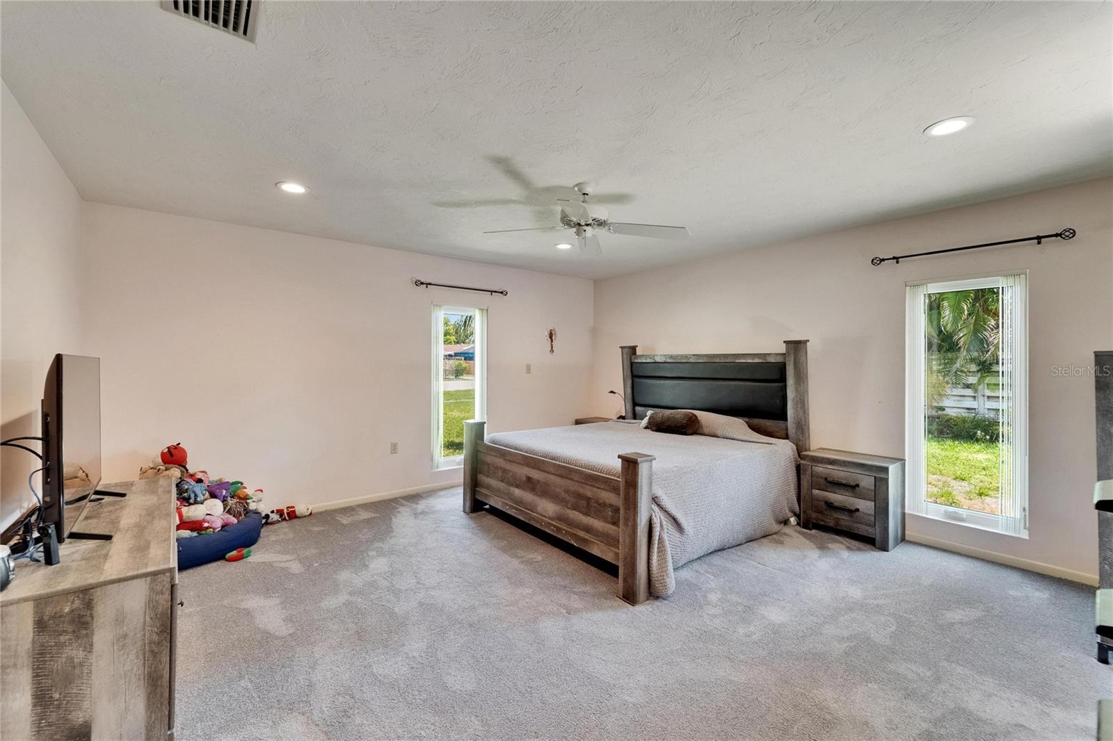Image 42 of 70 For 1414 75th Street Nw