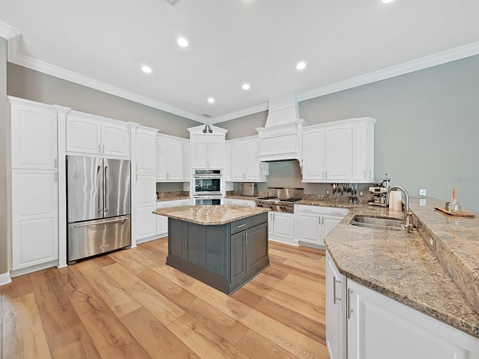Image 33 of 53 For 15024 Eaglepark Place