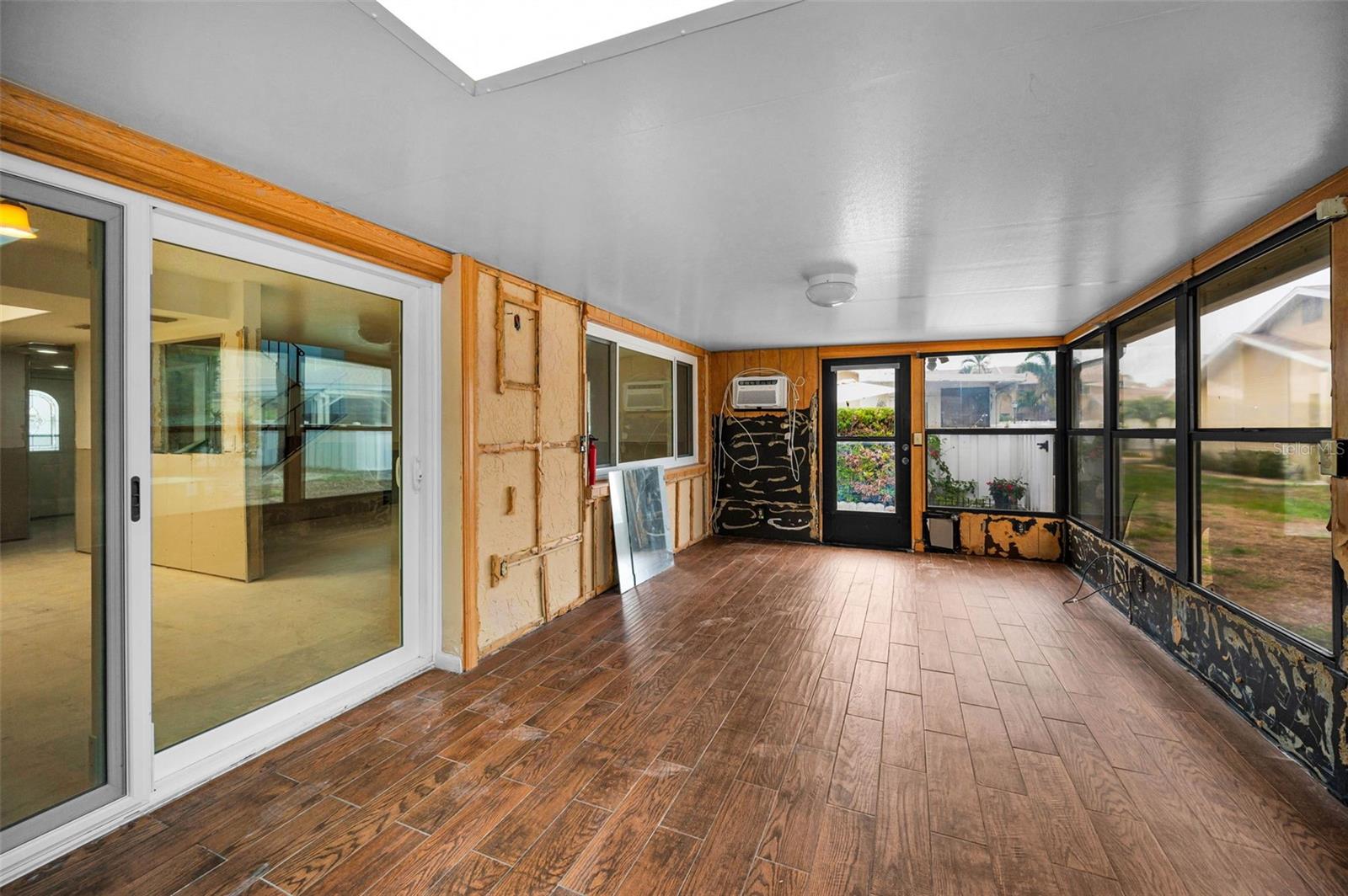 Image 13 of 28 For 1660 Cape Ann Avenue Ne 2