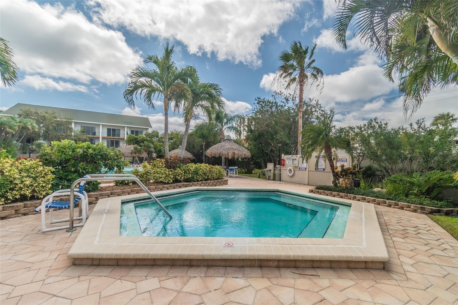 Image 67 of 91 For 400 Island Way 502