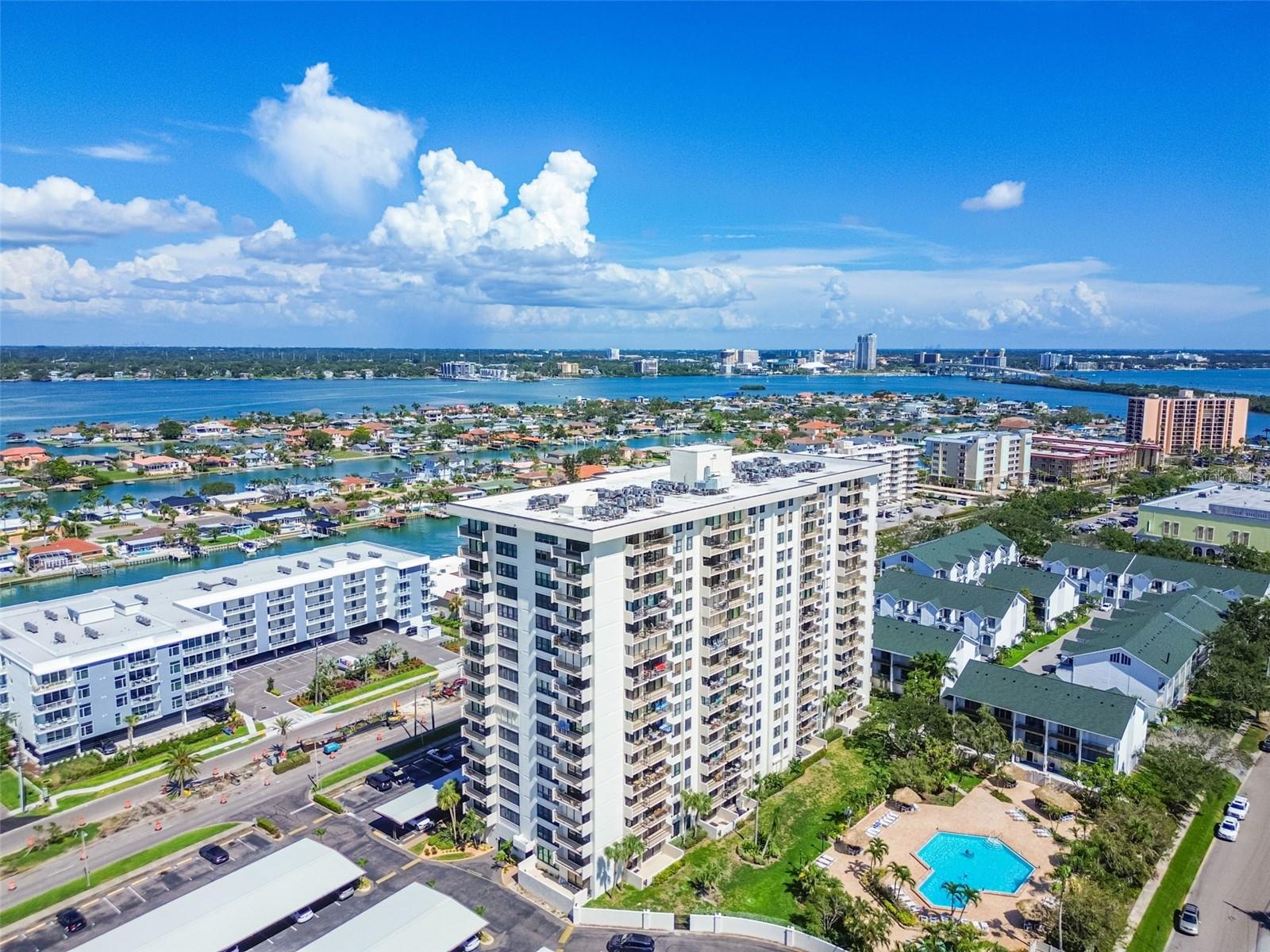 Image 76 of 91 For 400 Island Way 502