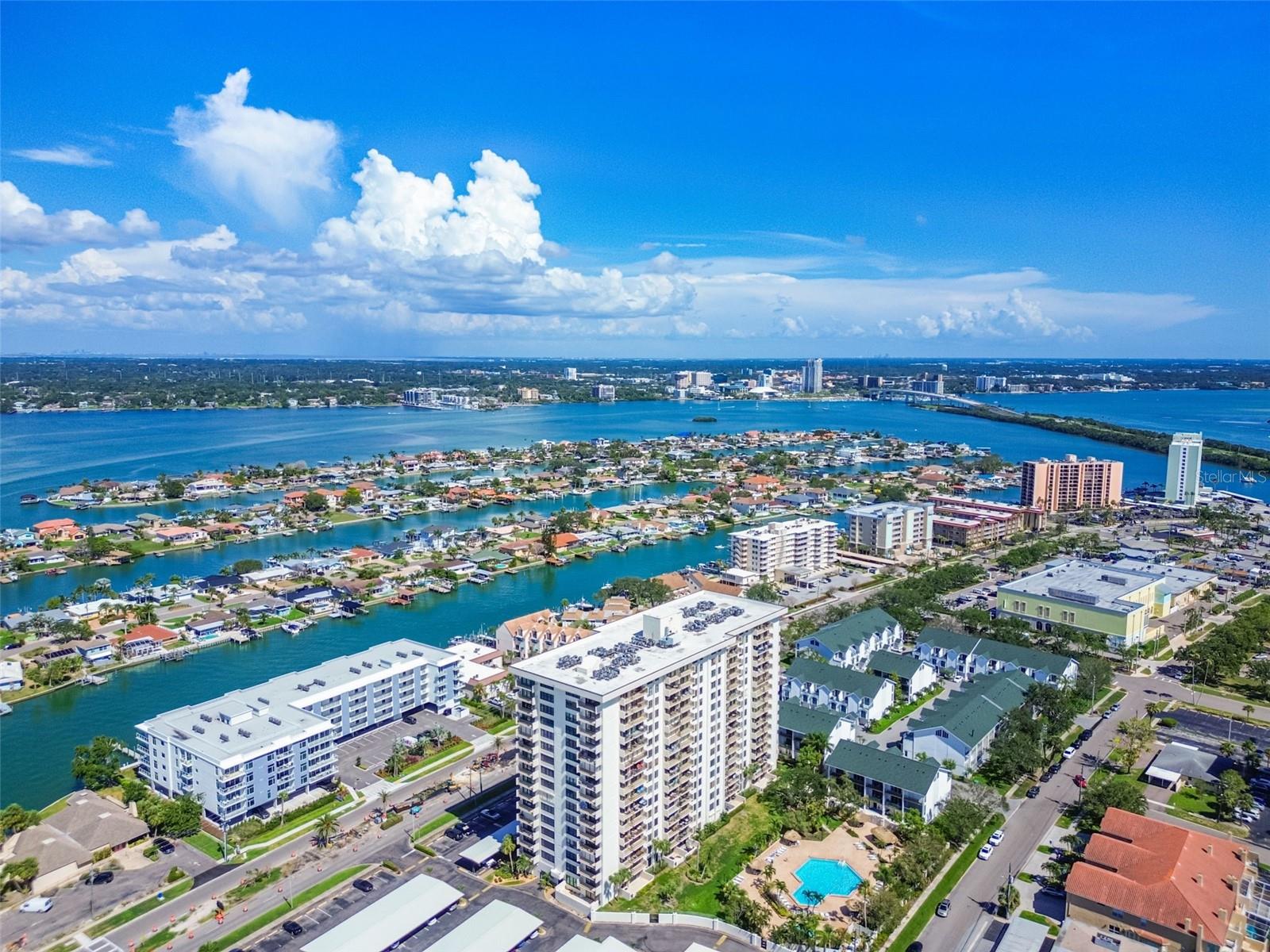 Image 81 of 91 For 400 Island Way 502