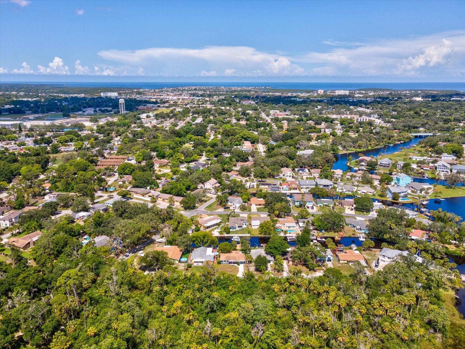 Listing photo id 35 for 5425 Waters Edge Drive