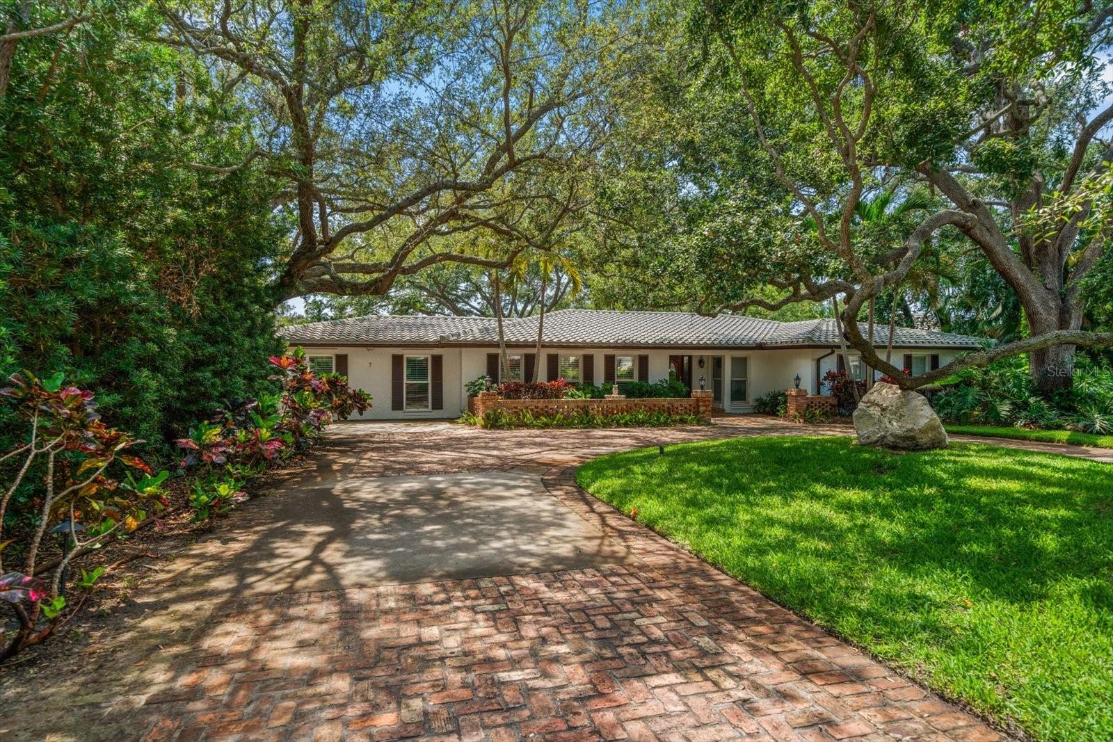 Details for 7 Rosery Lane, BELLEAIR, FL 33756