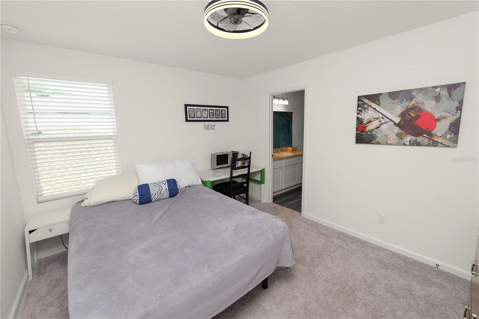 Image 21 of 32 For 11530 Adam Lee Way
