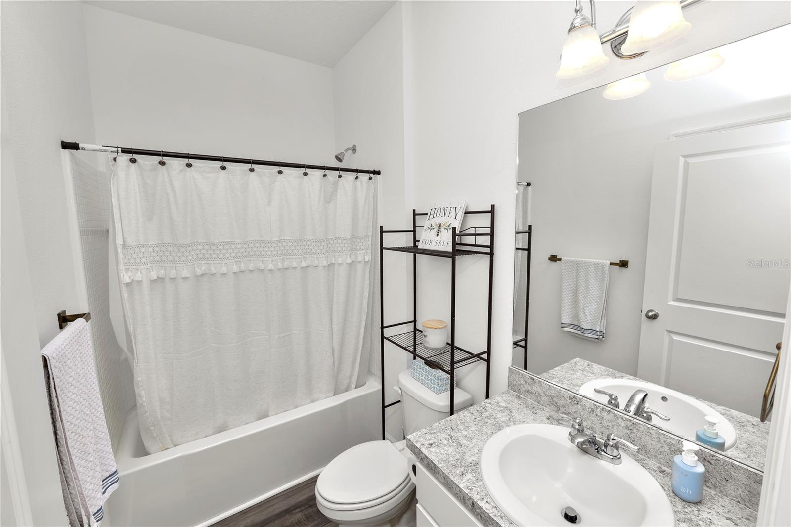 Image 7 of 32 For 11530 Adam Lee Way