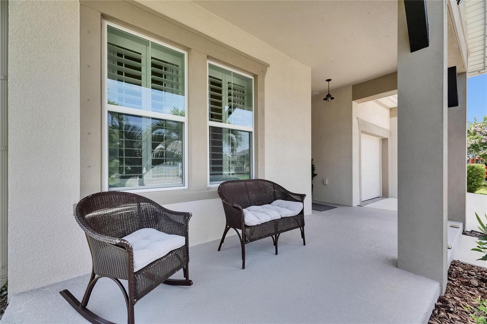 Listing photo id 8 for 7420 Paradiso Drive