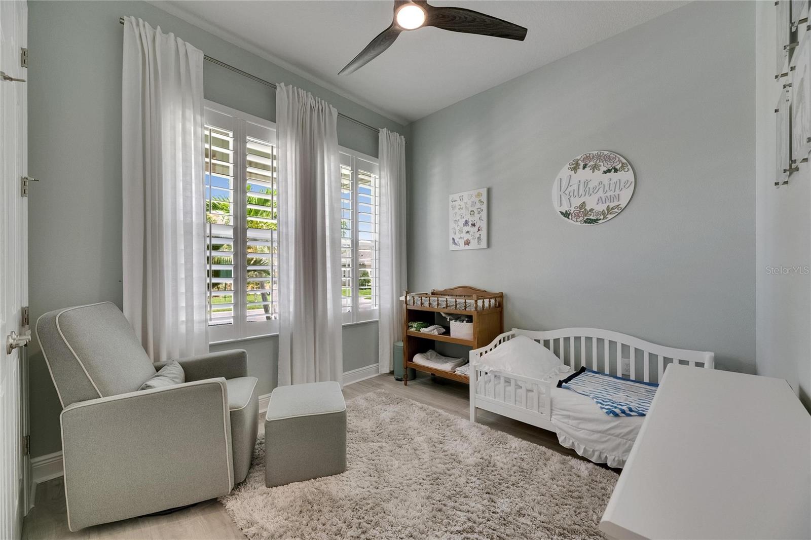 Listing photo id 11 for 7420 Paradiso Drive