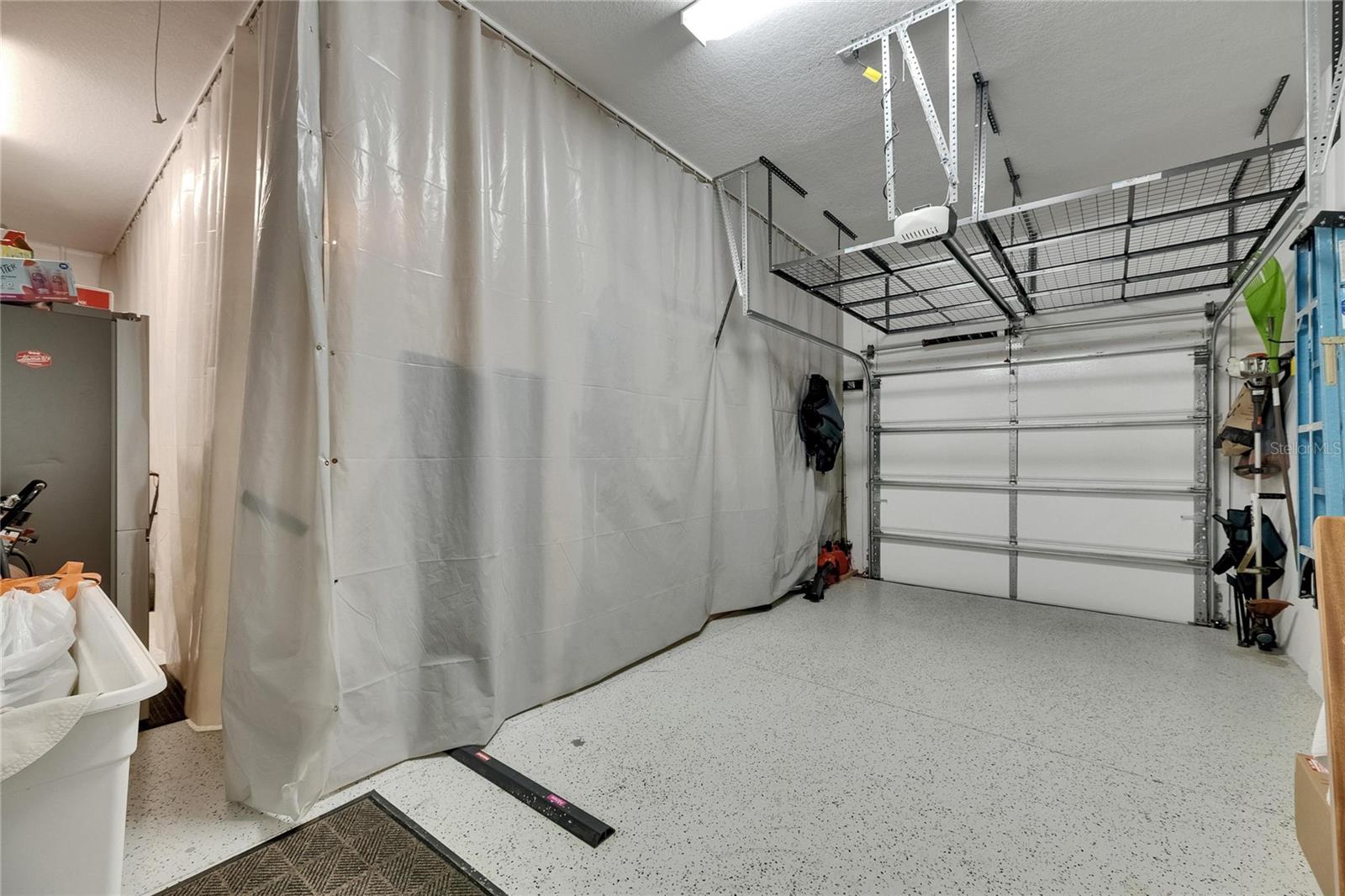 Listing photo id 18 for 7420 Paradiso Drive