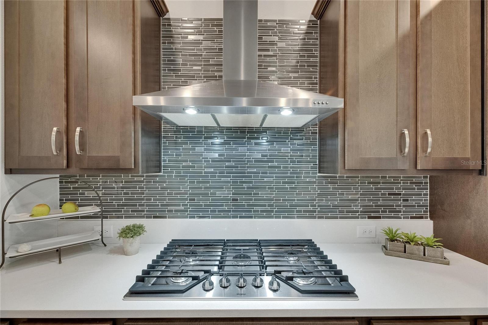 Listing photo id 34 for 7420 Paradiso Drive