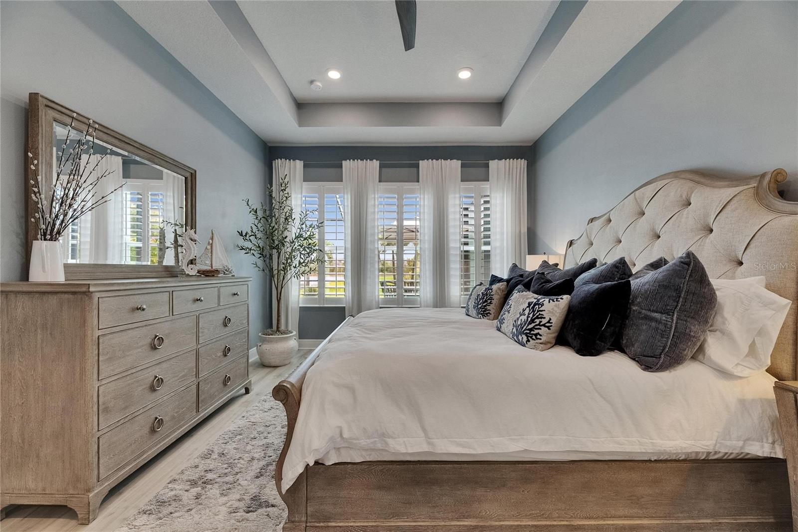 Listing photo id 45 for 7420 Paradiso Drive