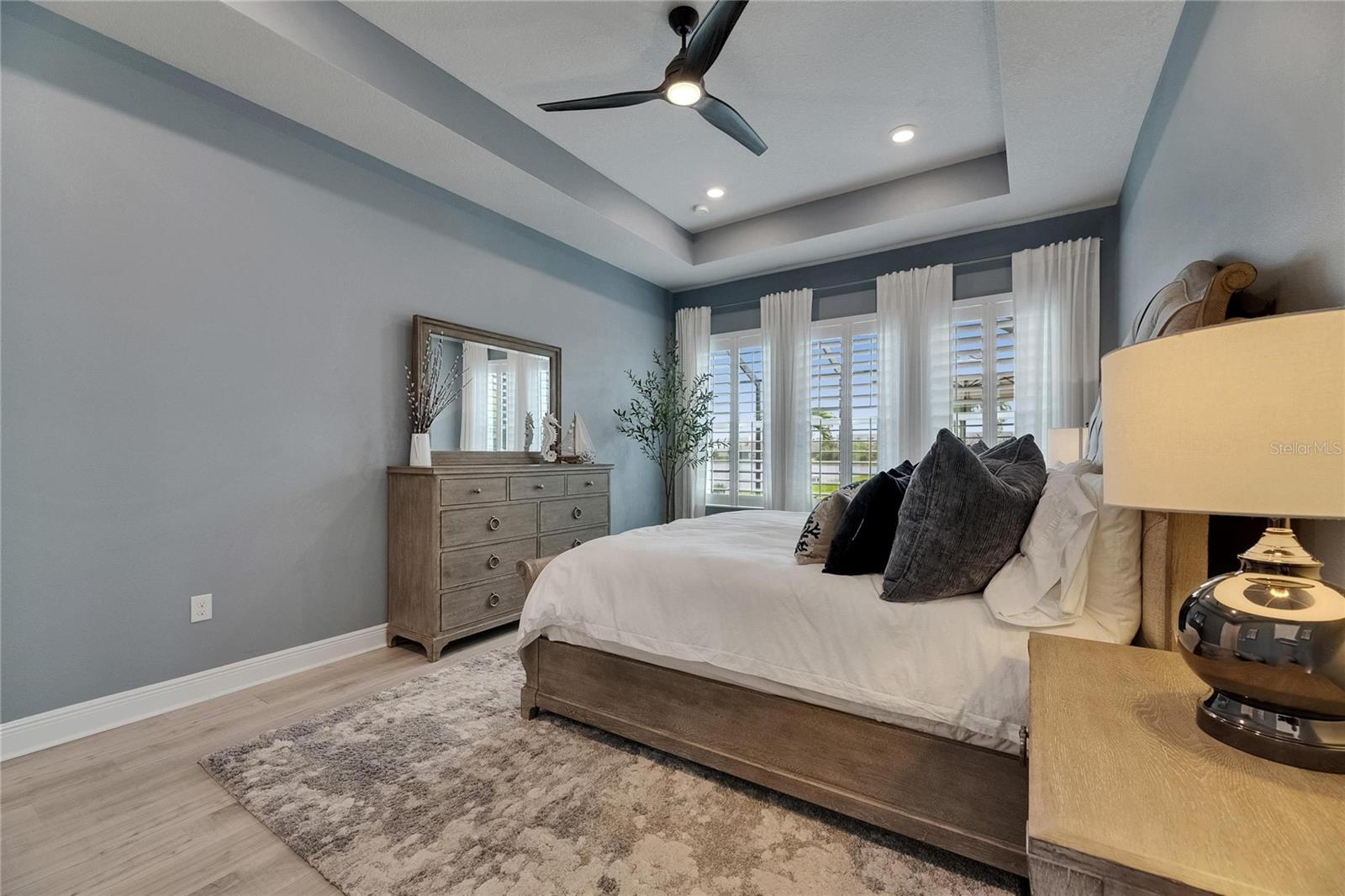 Listing photo id 46 for 7420 Paradiso Drive