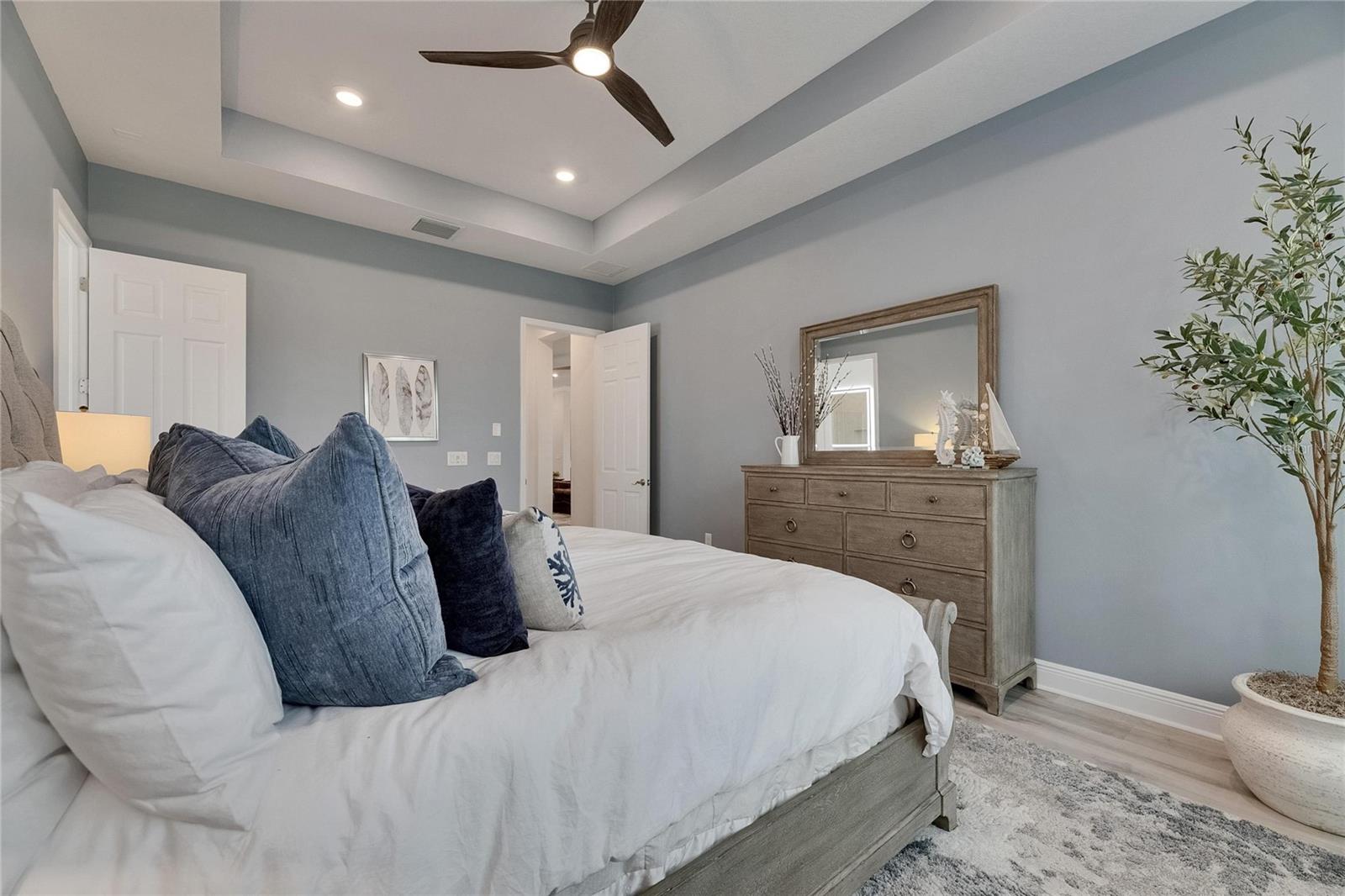 Listing photo id 48 for 7420 Paradiso Drive