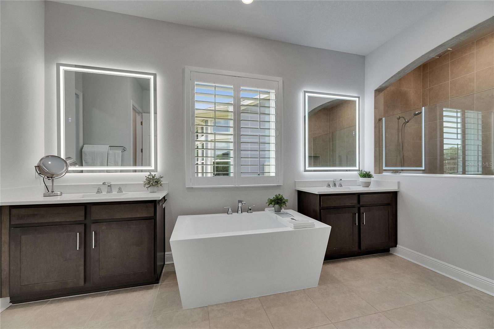 Listing photo id 49 for 7420 Paradiso Drive