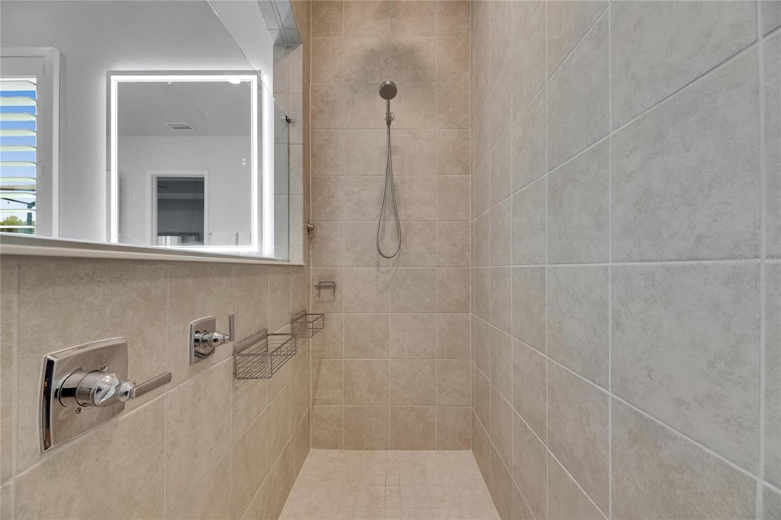 Listing photo id 53 for 7420 Paradiso Drive