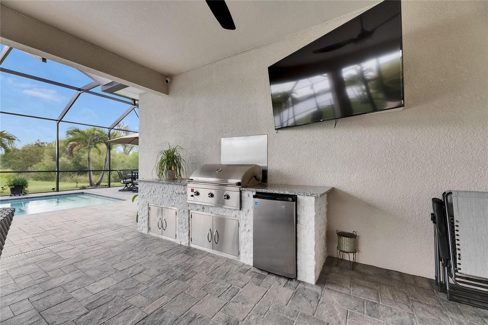 Listing photo id 58 for 7420 Paradiso Drive