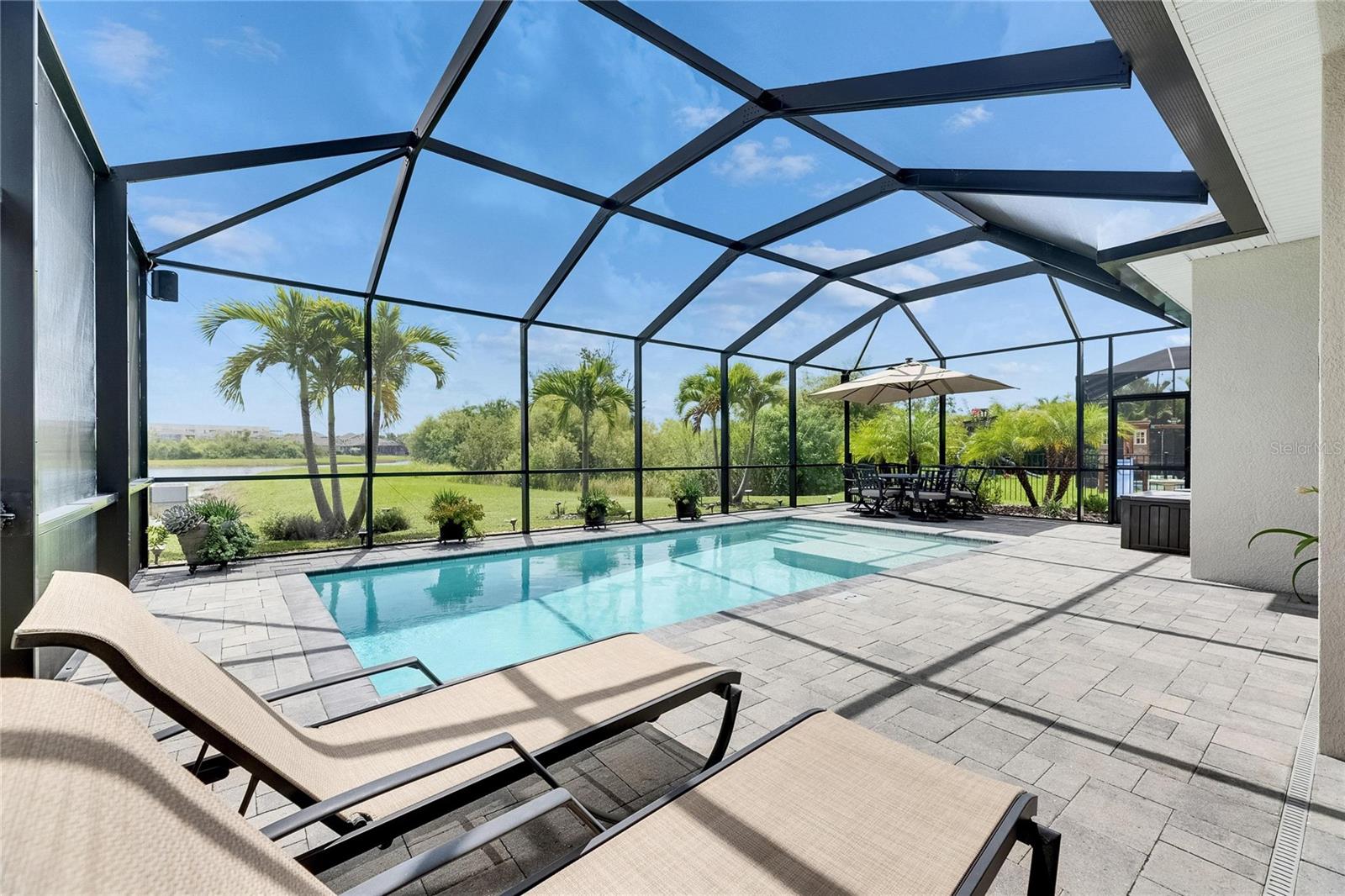 Listing photo id 62 for 7420 Paradiso Drive