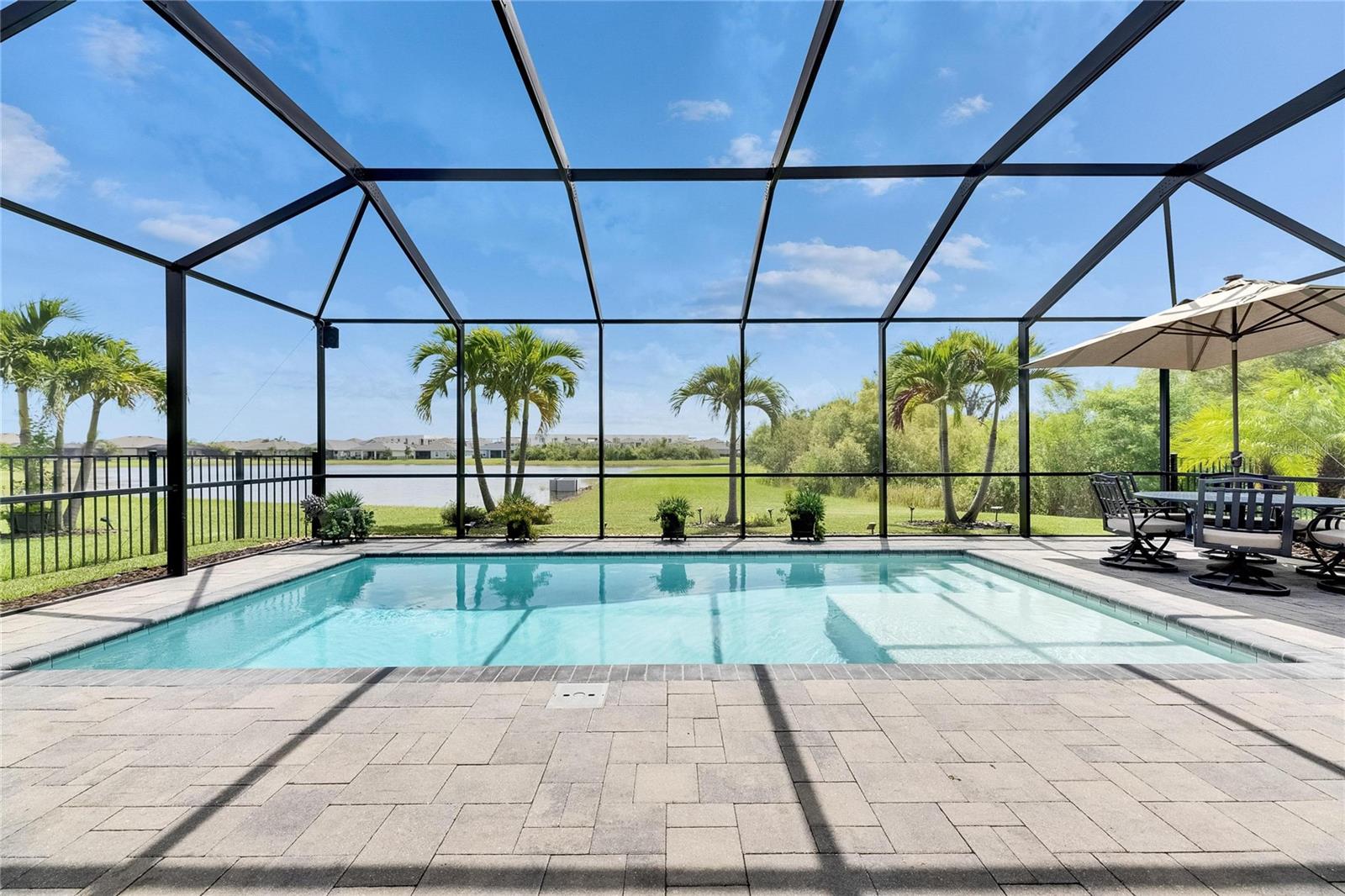 Listing photo id 63 for 7420 Paradiso Drive