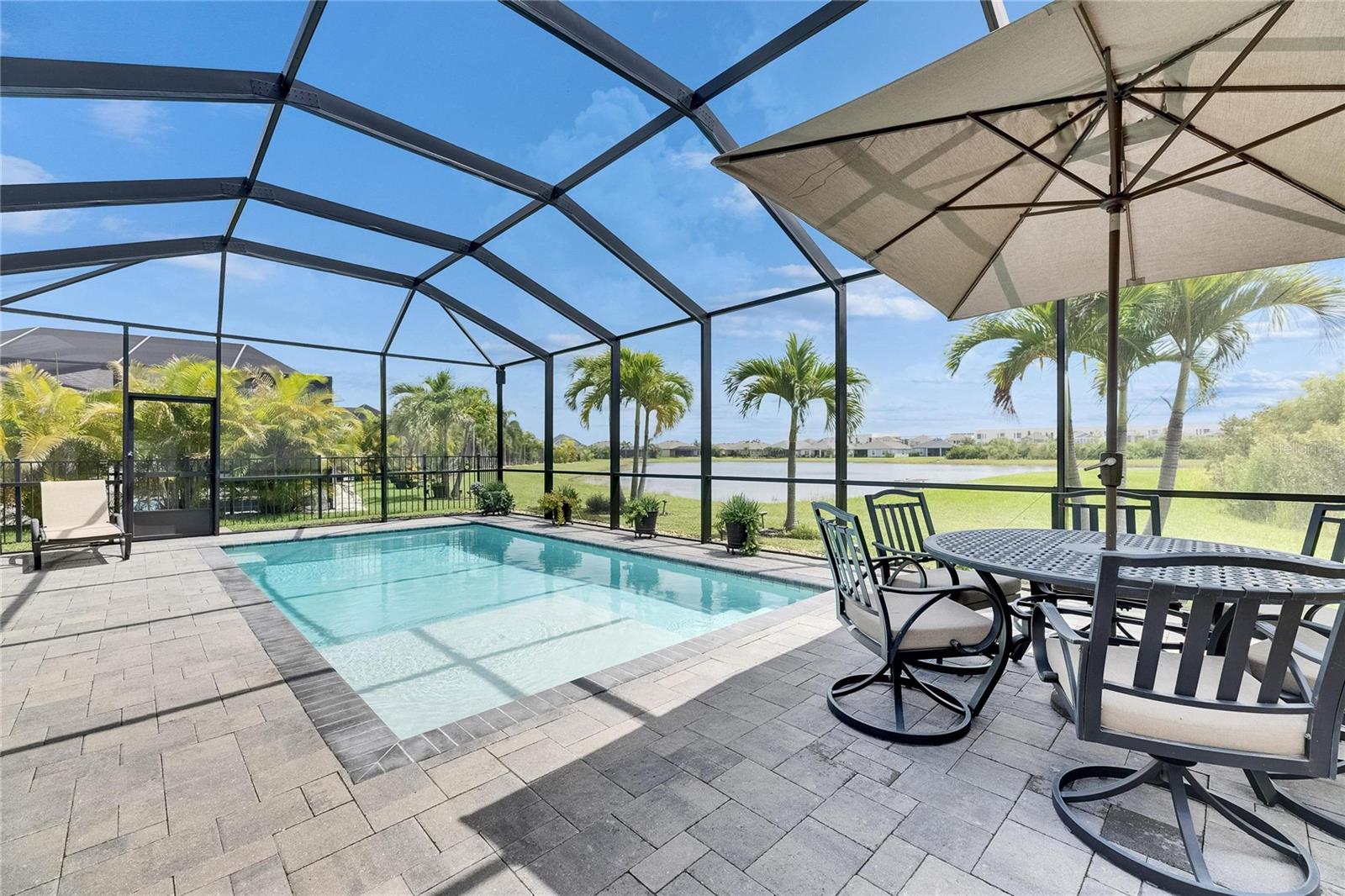 Listing photo id 64 for 7420 Paradiso Drive