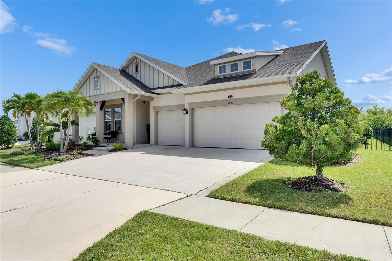 Listing photo id 71 for 7420 Paradiso Drive