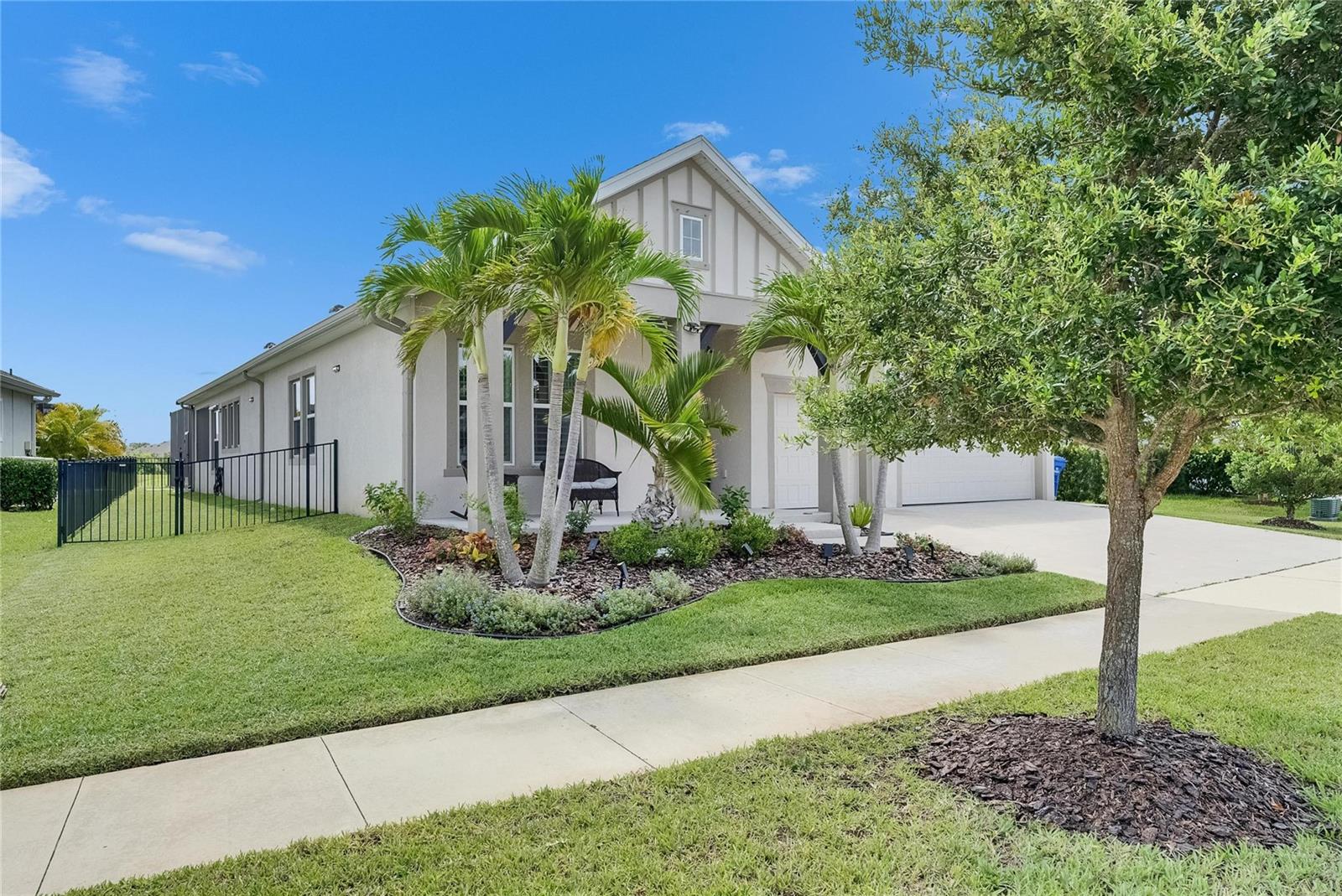 Listing photo id 72 for 7420 Paradiso Drive