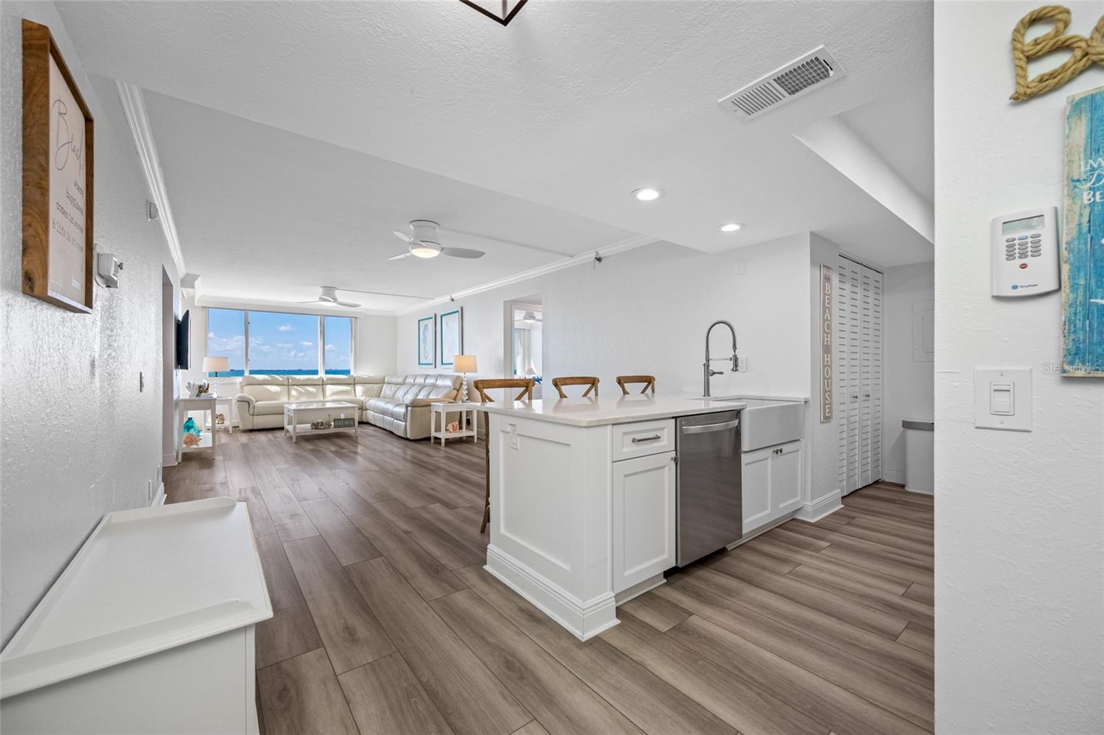Image 3 of 53 For 6372 Palma Del Mar Boulevard S 601