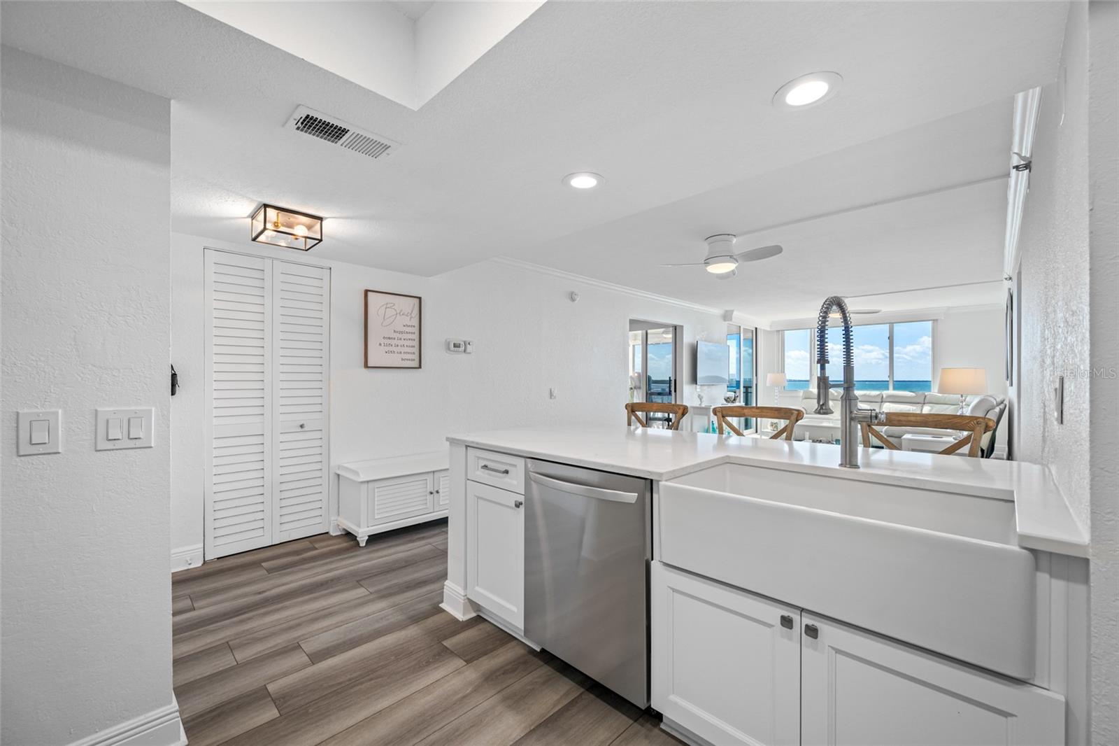 Image 8 of 53 For 6372 Palma Del Mar Boulevard S 601