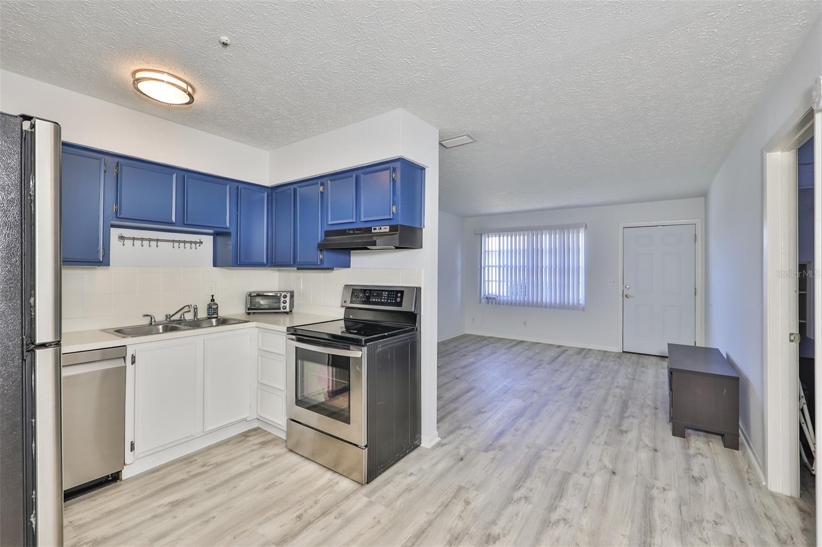 Image 13 of 32 For 1045 Apollo Beach Boulevard B