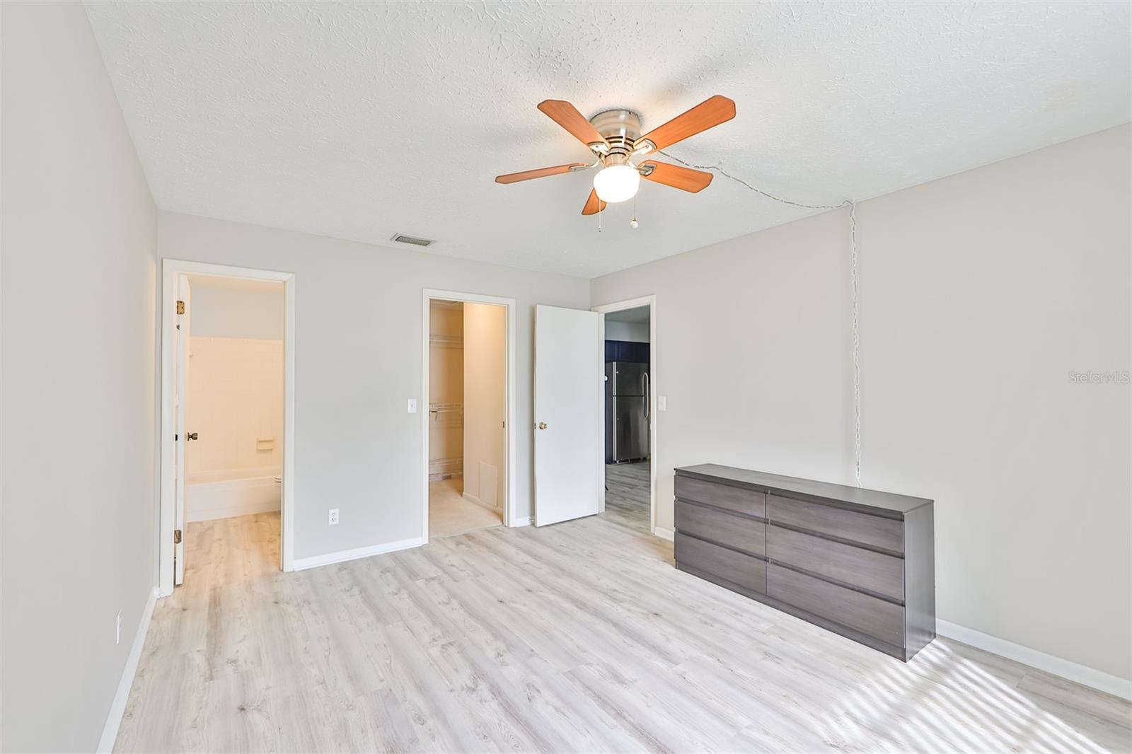 Image 18 of 32 For 1045 Apollo Beach Boulevard B
