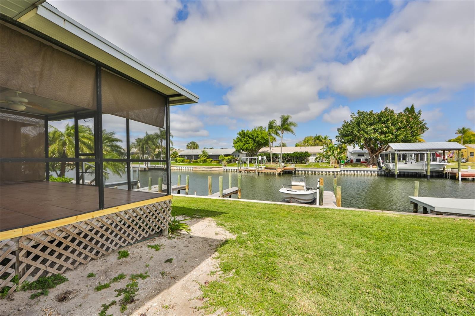 Image 23 of 32 For 1045 Apollo Beach Boulevard B