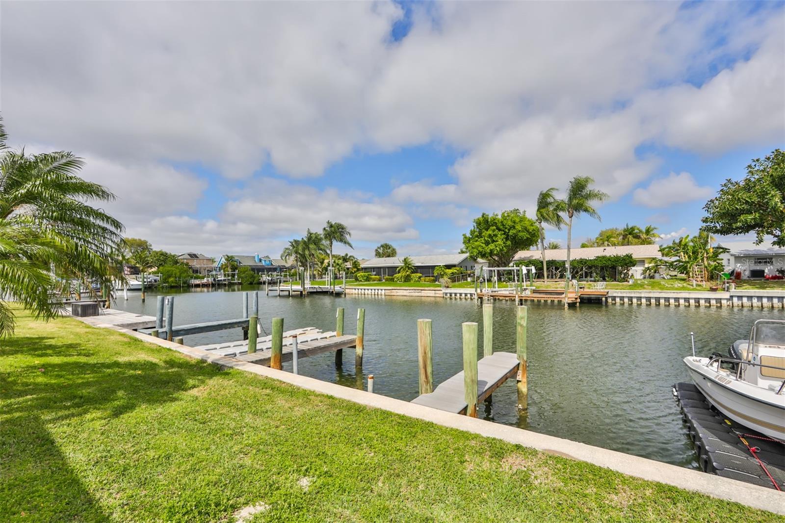 Image 25 of 32 For 1045 Apollo Beach Boulevard B