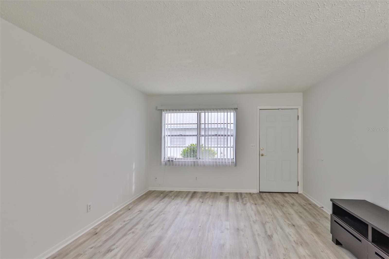 Image 7 of 32 For 1045 Apollo Beach Boulevard B