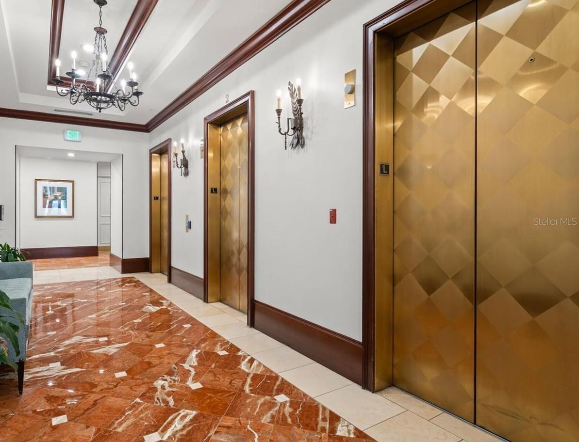 Listing photo id 29 for 345 Bayshore Boulevard 1807