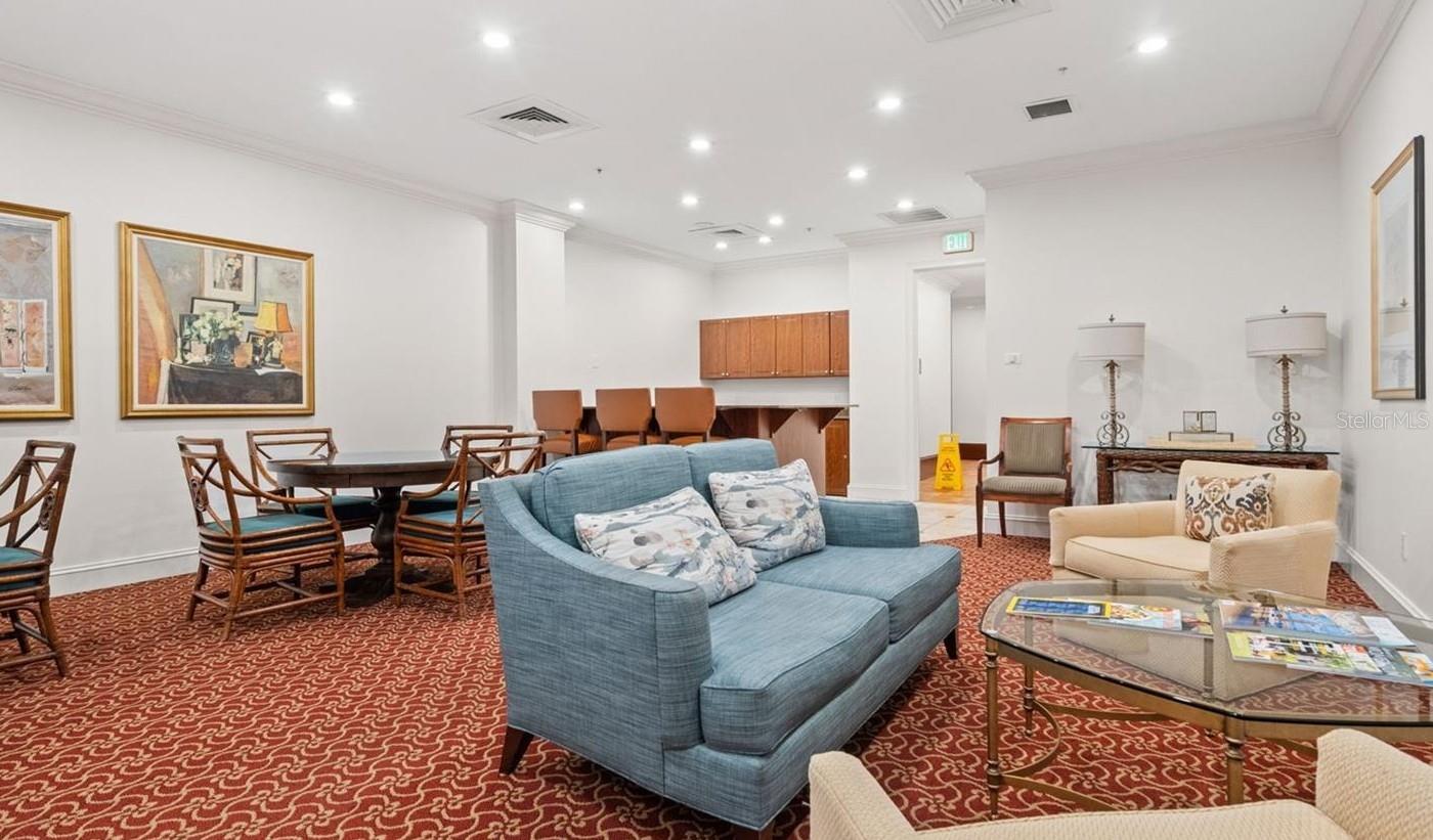 Listing photo id 32 for 345 Bayshore Boulevard 1807