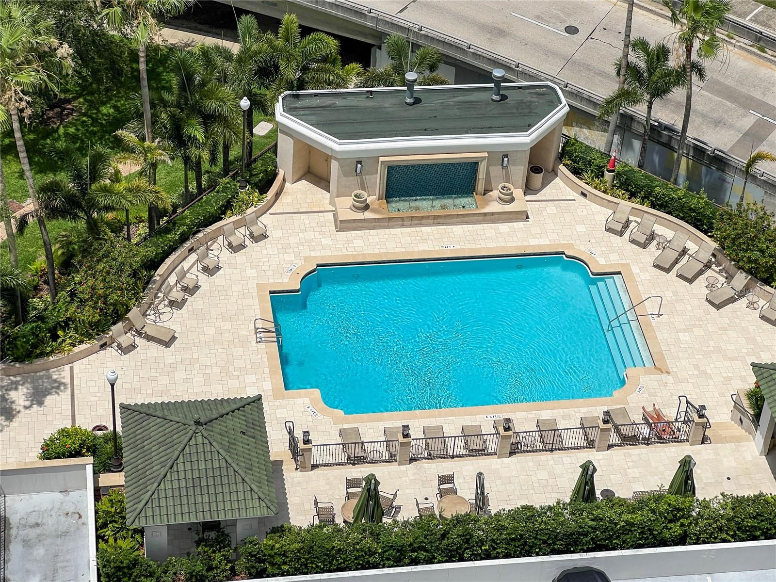 Listing photo id 36 for 345 Bayshore Boulevard 1807