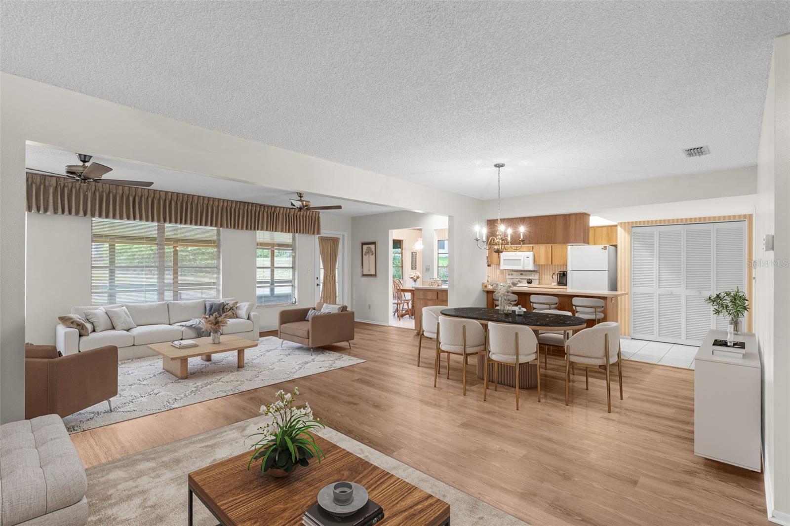 Image 4 of 30 For 1218 Gillespie Drive N