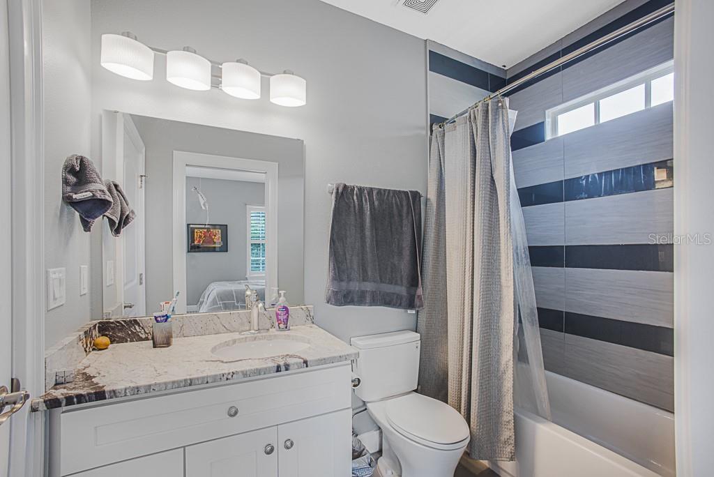 Image 36 of 60 For 2401 Lafayette Avenue
