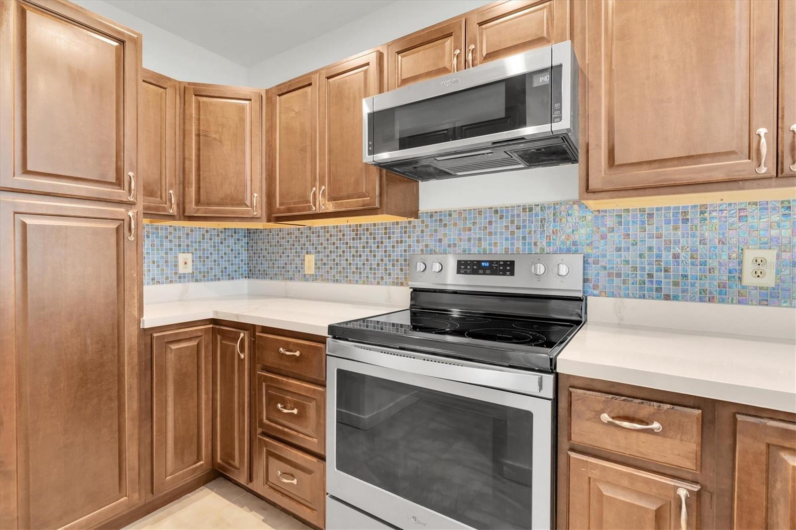 Listing photo id 7 for 3412 San Juan Street A