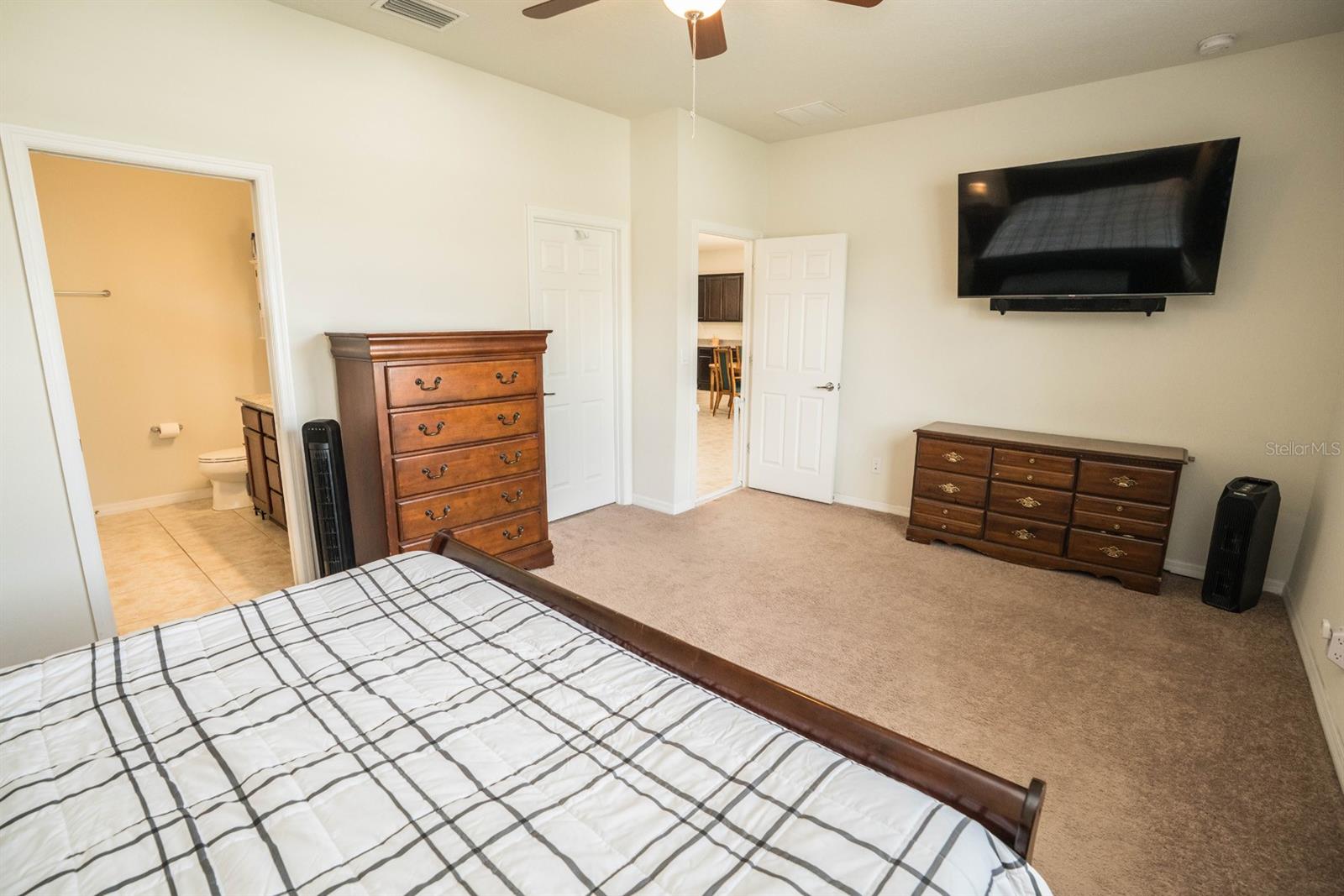 Image 42 of 56 For 5003 Wabash Place