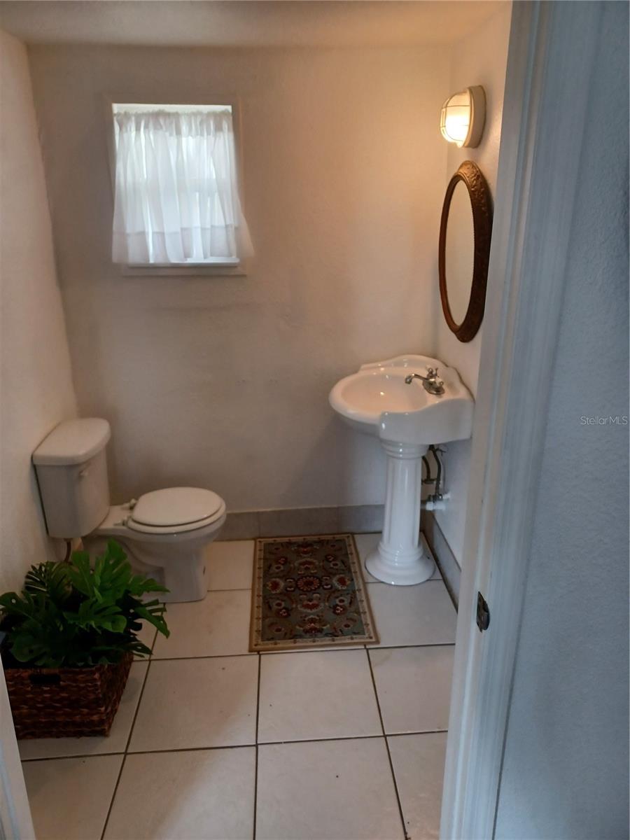 Image 14 of 26 For 703-709 Patterson Street