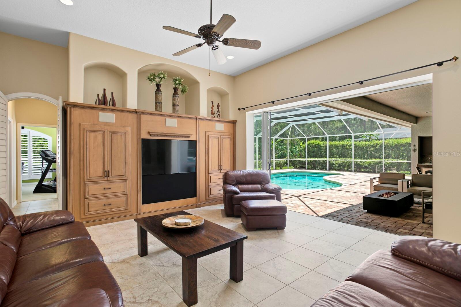 Image 16 of 76 For 17818 Arbor Greene Drive